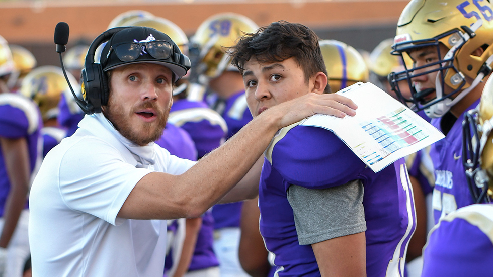 the business of coaching how much do high school football coaches make _a474821b 9dff 4b08 9407 5875a24e331e