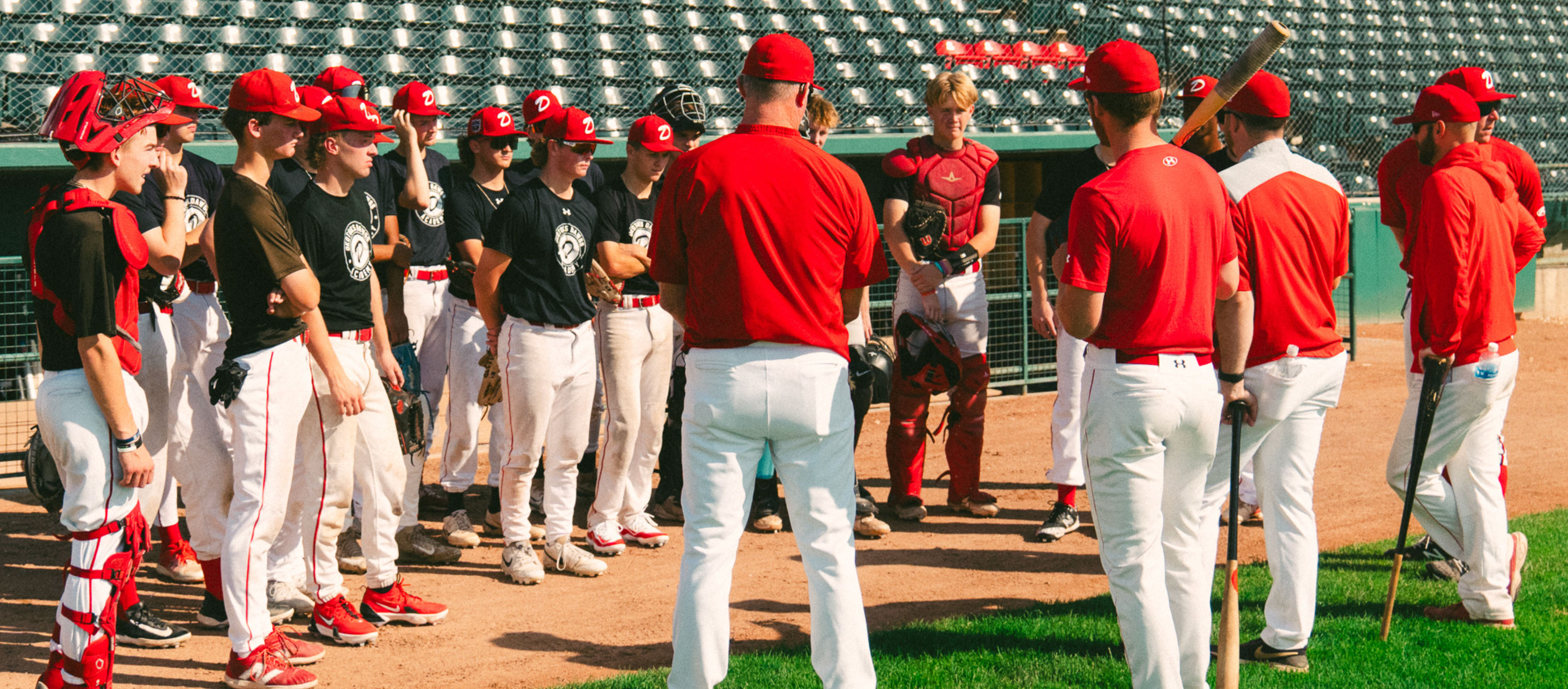 how many players are on a baseball team _c2ce101d 8d8f 4430 a484 1f59b2d48308
