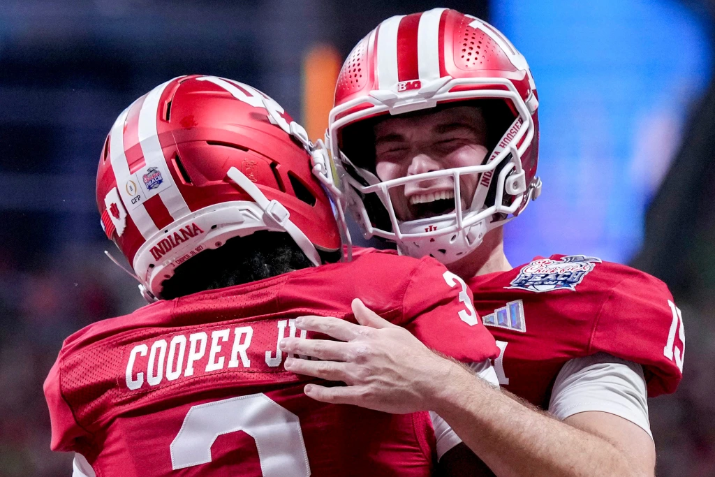 Oregon vs Indiana: Inside the Historic CFP Semifinal Matchup and Quarterback Duel